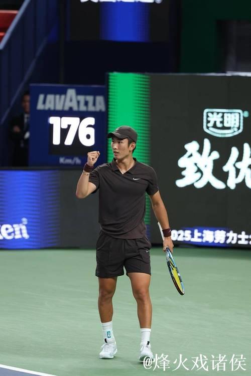 ATP上海大师赛：商竣程力克科瓦切维奇赢得首胜