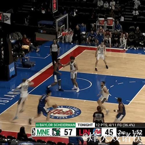 崔永熙因伤提前退场 离场前拿下2分4篮板3助攻